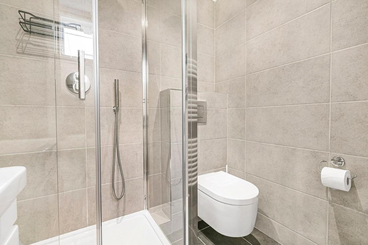 Appartamento Luxury 2-bed Gated - Next To Paddington Station Londra